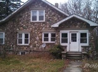 307 N Kent St, Leroy, MI