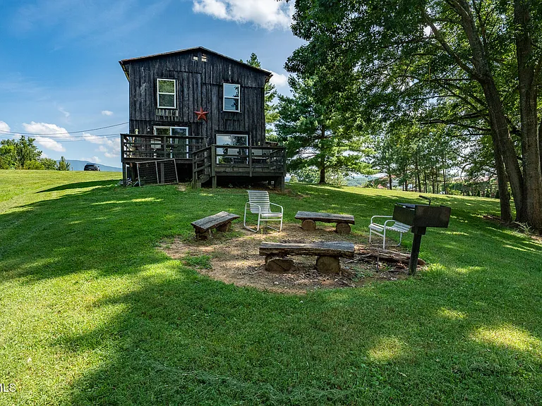 7090 Old Asheville Hwy — Photo 73