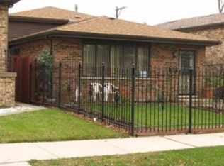 3625 S Maplewood Ave, Chicago, IL 60632