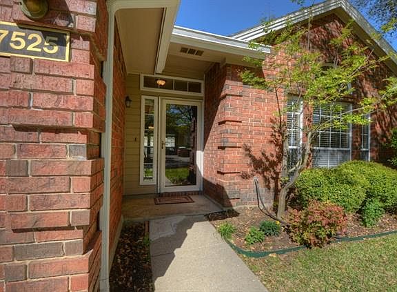 2nd image of 7525 Lake Arrowhead Dr