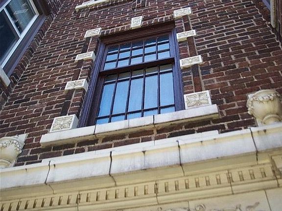 2nd image of 308 Washington Blvd