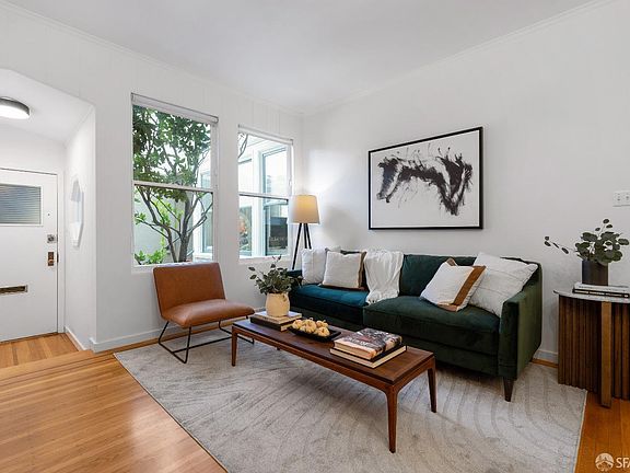 3rd image of 2912 Steiner St APT 1