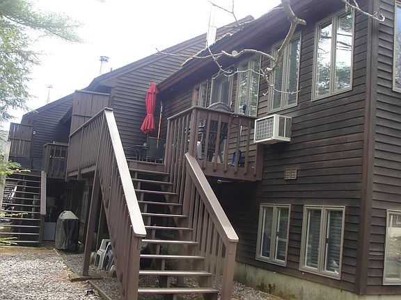 3rd image of 37 Marsden Drive #37