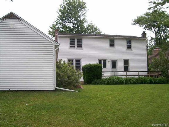 3rd image of 6146 McKinley Pkwy