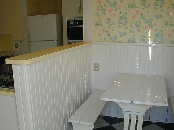 5th image of 1044 W Huisache Ave #1