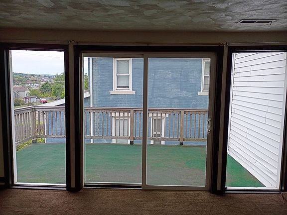 2nd image of 222 Morgantown St #222B
