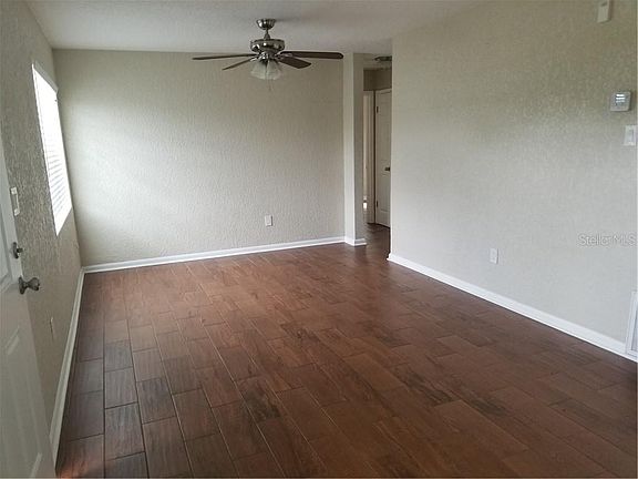 5th image of 805 Rockhill St