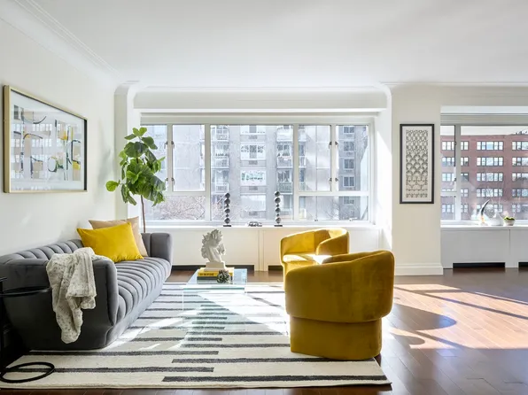 200 East 66th Street image 2 of 9