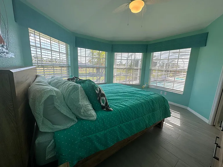 603 Rotonda Cir — Photo 21