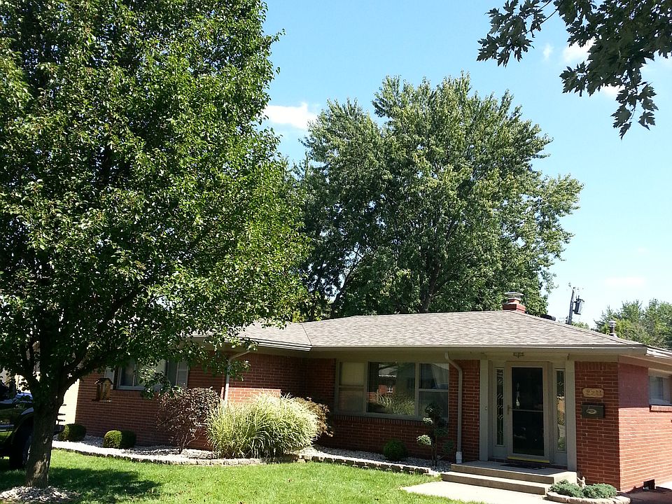 1st image of 2211 Fisher Ave