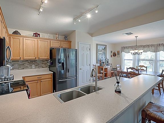 4th image of 8641 SE 133rd St