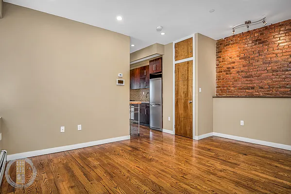 Rented by Brooklyn Rentals NYC | media 9