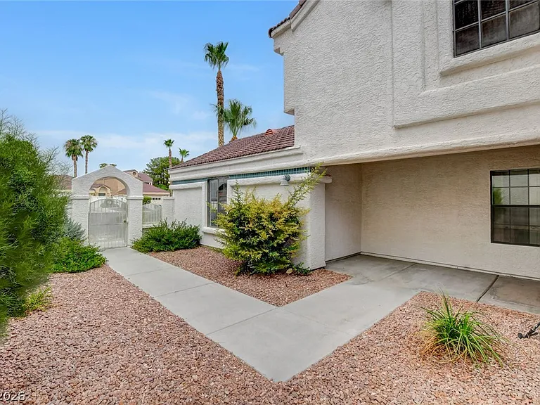 5228 Crooked Sky Cir — Photo 6