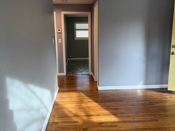 4th image of 3316 Clifton Ave APT A