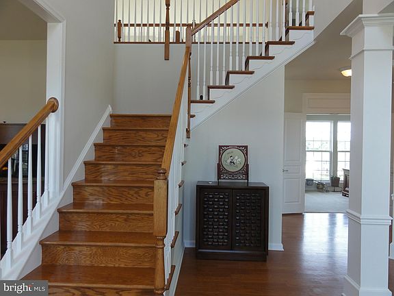 3rd image of 52 Boone Dr
