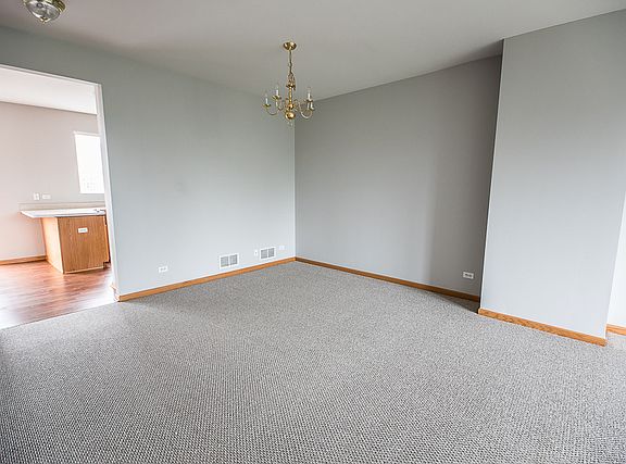 2nd image of 224 Station Park Cir