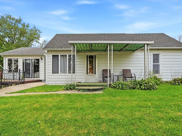 208 Oak St, Moorhead, IA 51558