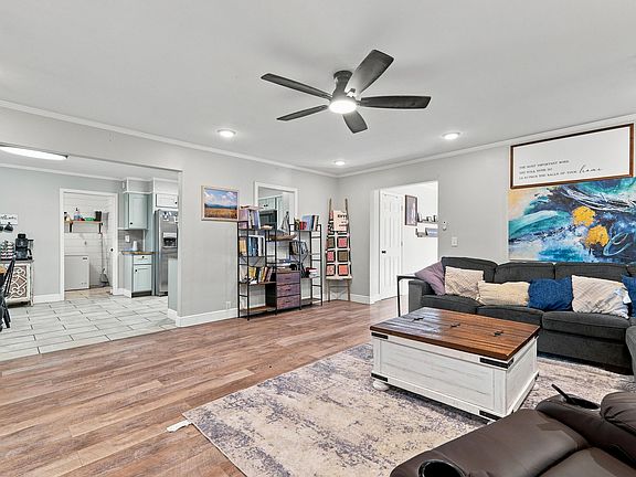 5th image of 122 Morgan Rd