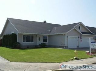 1635 Fairview Pl, Cottage Grove, OR 97424
