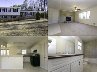 600 Village Lane Dr SW, Marietta, GA 30060