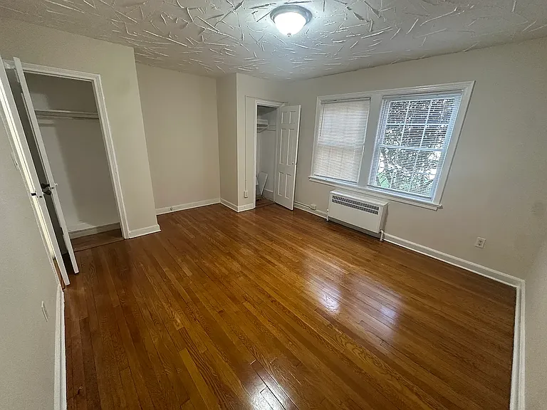 Millburn Ave — Photo 15