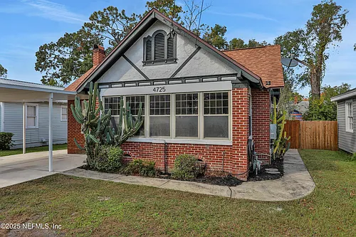 4725 French St Photo 1