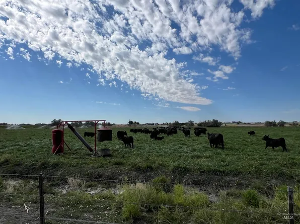 18396 Lower Pleasant Ridge Rd, Caldwell, ID 83607