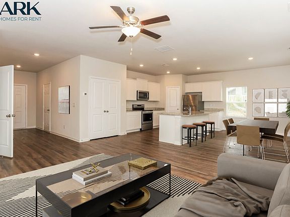 3rd image of 3200 Bridgewood Dr