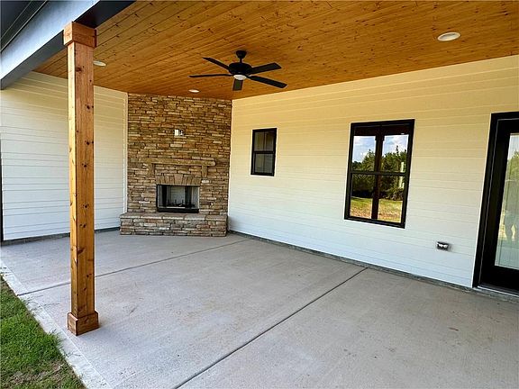 4th image of 8850 Lee Road 158