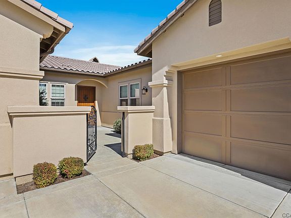 3rd image of 2461 Oak Creek Dr #12