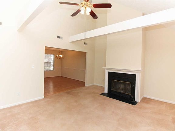 4th image of 3324 Lancaster Ln