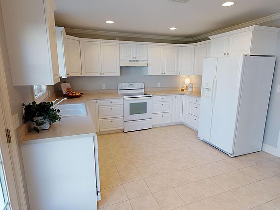 3rd image of 106 Emily Drive #A
