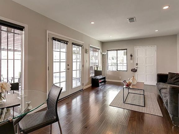 3rd image of 3169 Barbara Ct Unit 1