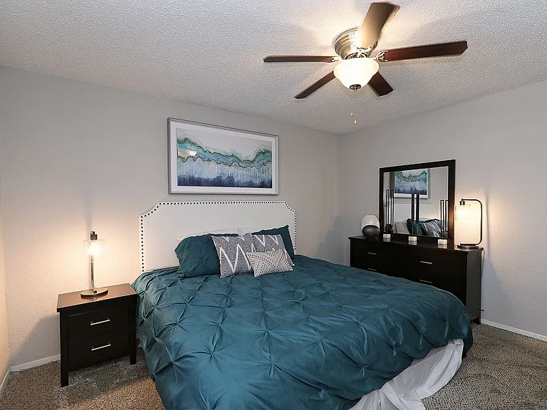 City Crest Apartments — Photo 101
