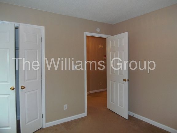 2nd image of 3645 Lubbock Dr