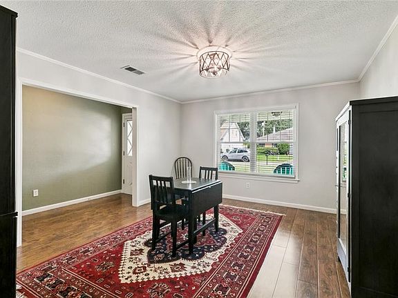 4th image of 124 Brentwood Dr
