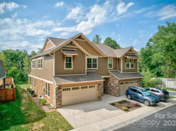570 Sweet Birch Park Ln, Black Mountain, NC 28711