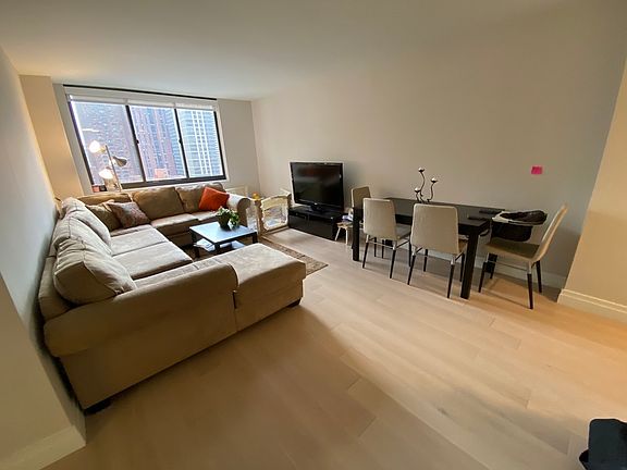 3rd image of 225 E 95th St APT 19K