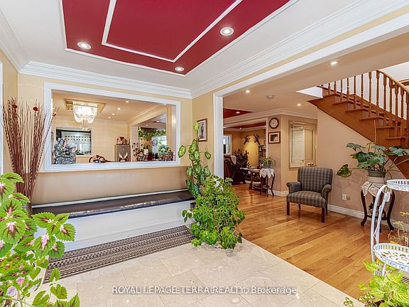 2nd image of 14 Sheringham St