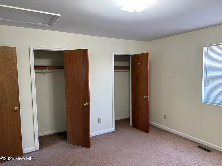 3320 Bridges St #1 — Photo 13