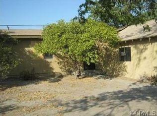 407 E H St, Colton, CA 92324