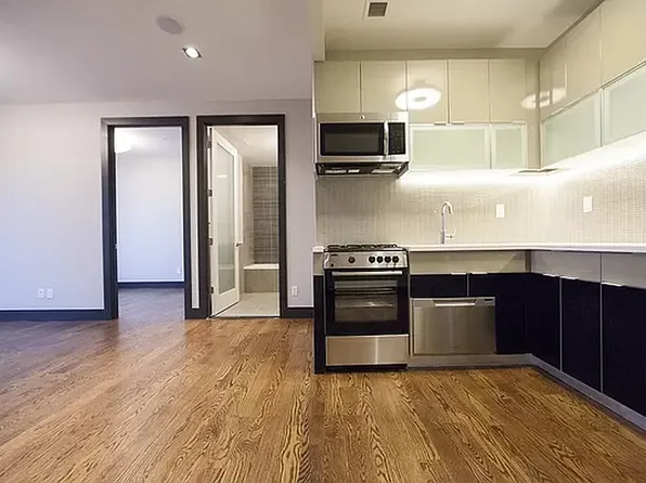 867 De Kalb Avenue image 1 of 14