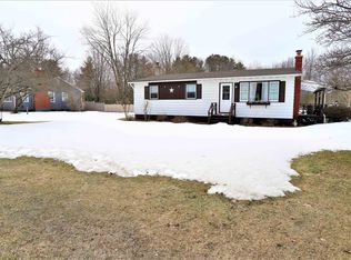 11 Pike Pl, Newport, VT 05855