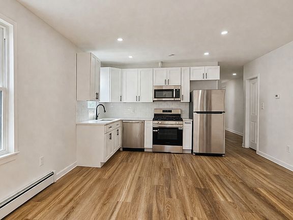 4th image of 32-62 61st St #1