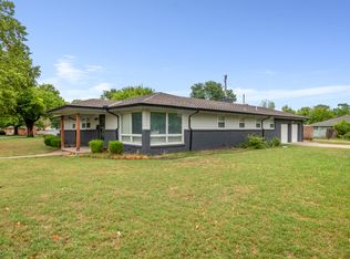 5501 E Coe Dr, Wichita, KS 67208