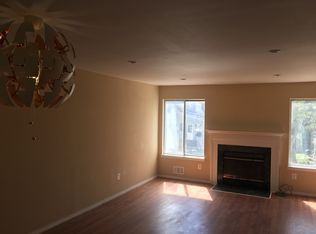 652 Jackson Ave, Roselle, NJ 07203