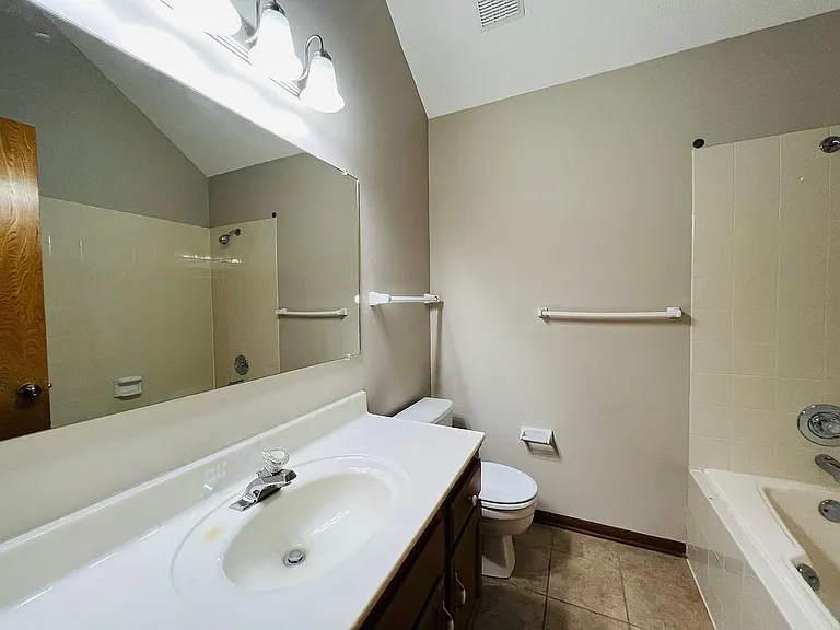 5819 N 127th Avenue Cir — Photo 28