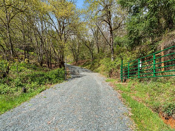 5th image of 6200 Lower Grave Creek Rd
