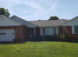 450 Chimney Hill Ln, Henderson, KY 42420
