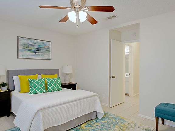 5th image of 5808 Emerald Forest Dr #B